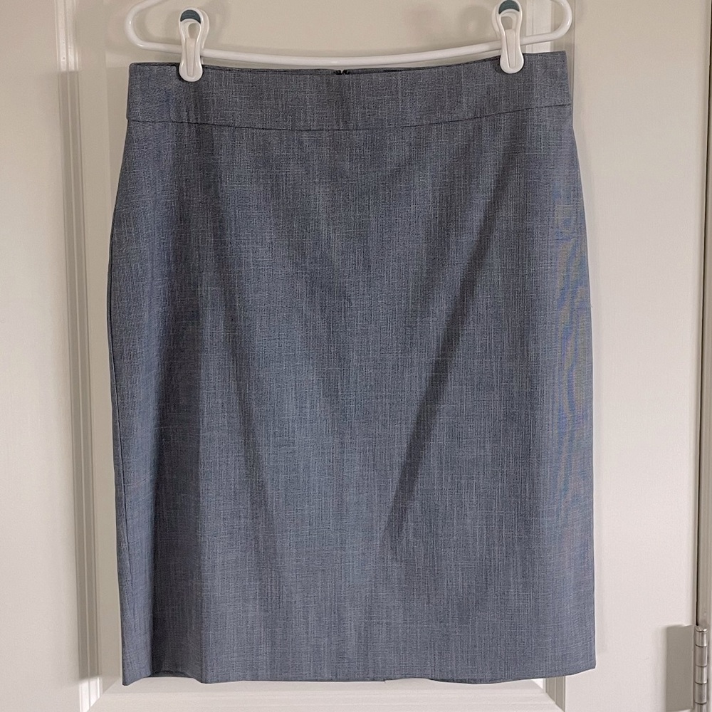 Ann Taylor Factory Suiting Pencil Skirt in Blue, Size 10